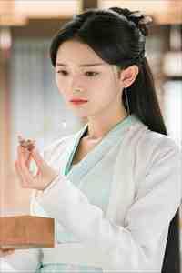 王者:你们看着选,我辅助都能护