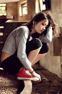 精品文断绝关系后,亲生父母一家后悔了